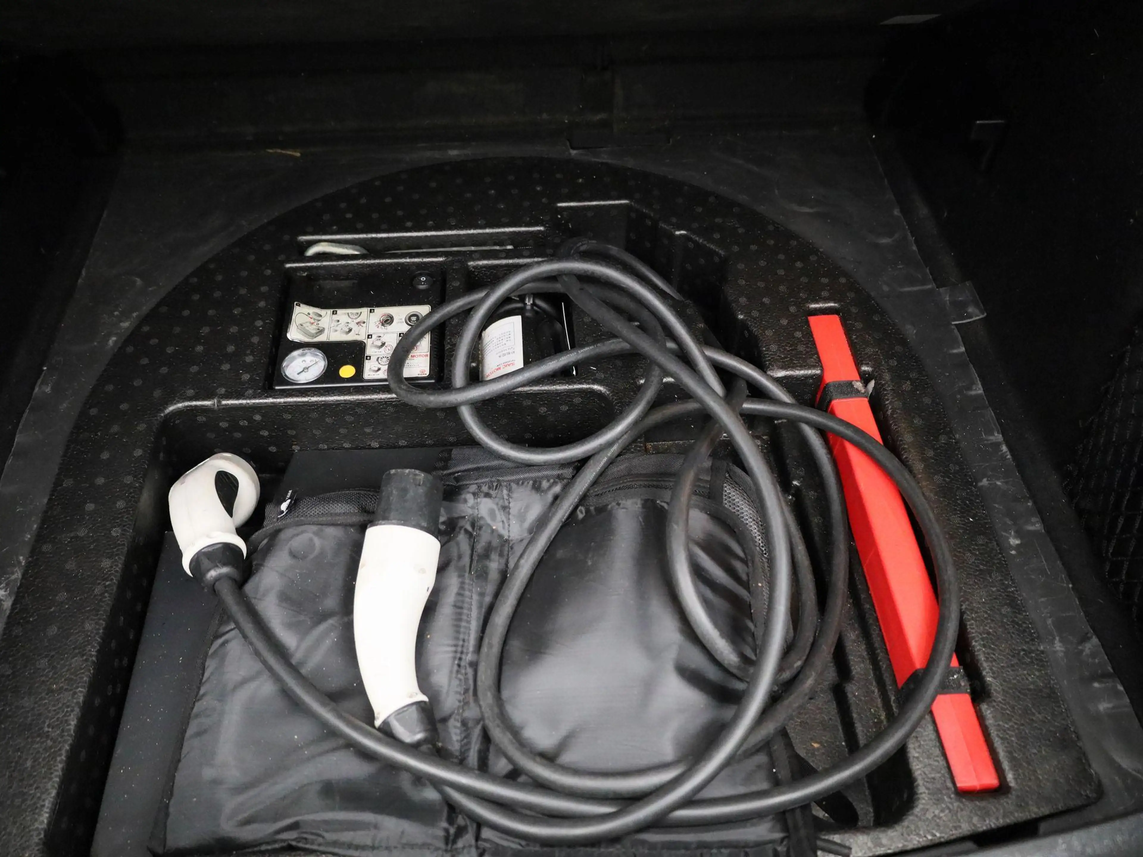 MG ZS MG EV Luxury 45 kWh NAVI | CAMERA | LEDER | PANO — photo 12