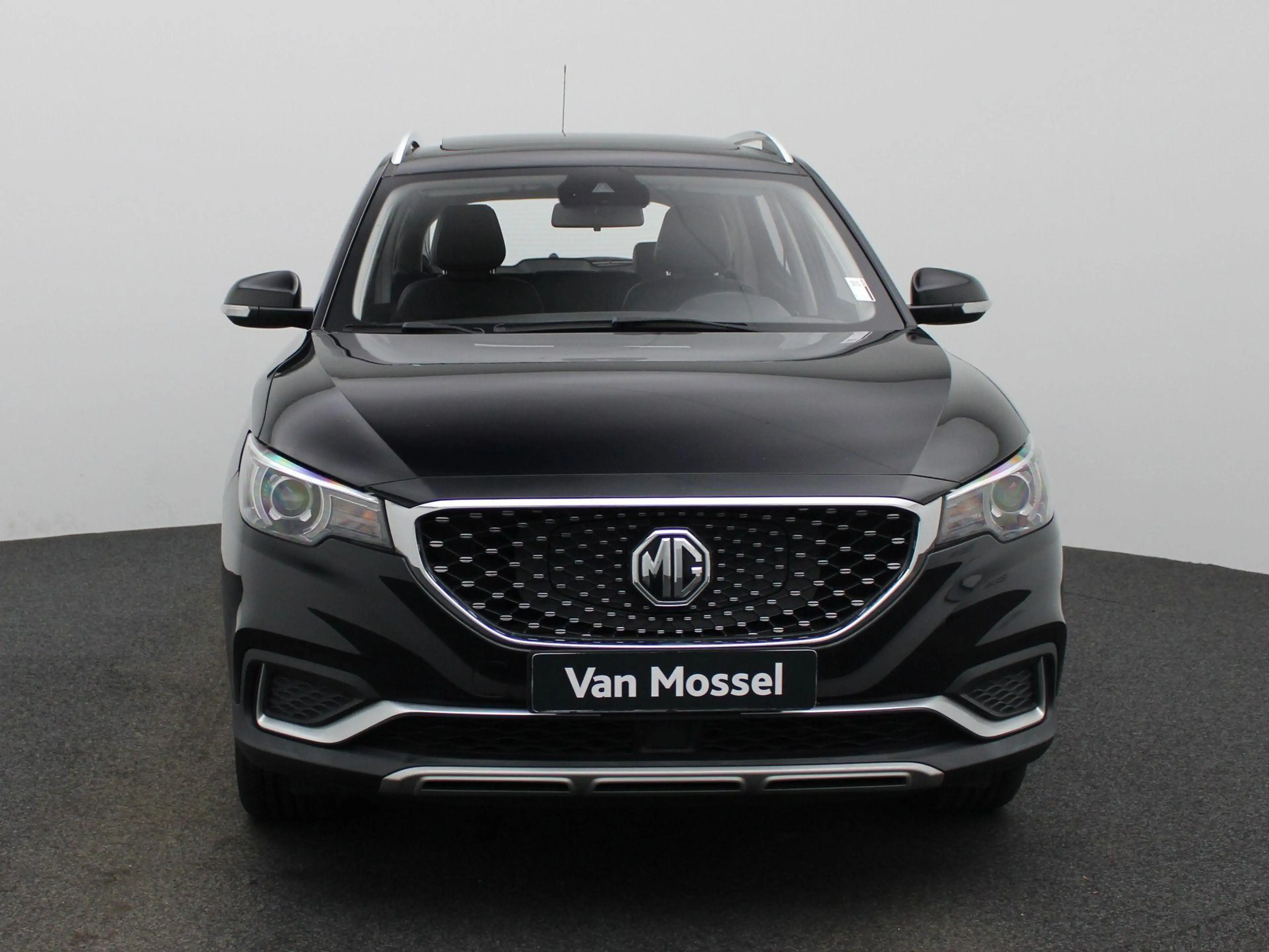 MG ZS MG EV Luxury 45 kWh NAVI | CAMERA | LEDER | PANO — photo 3
