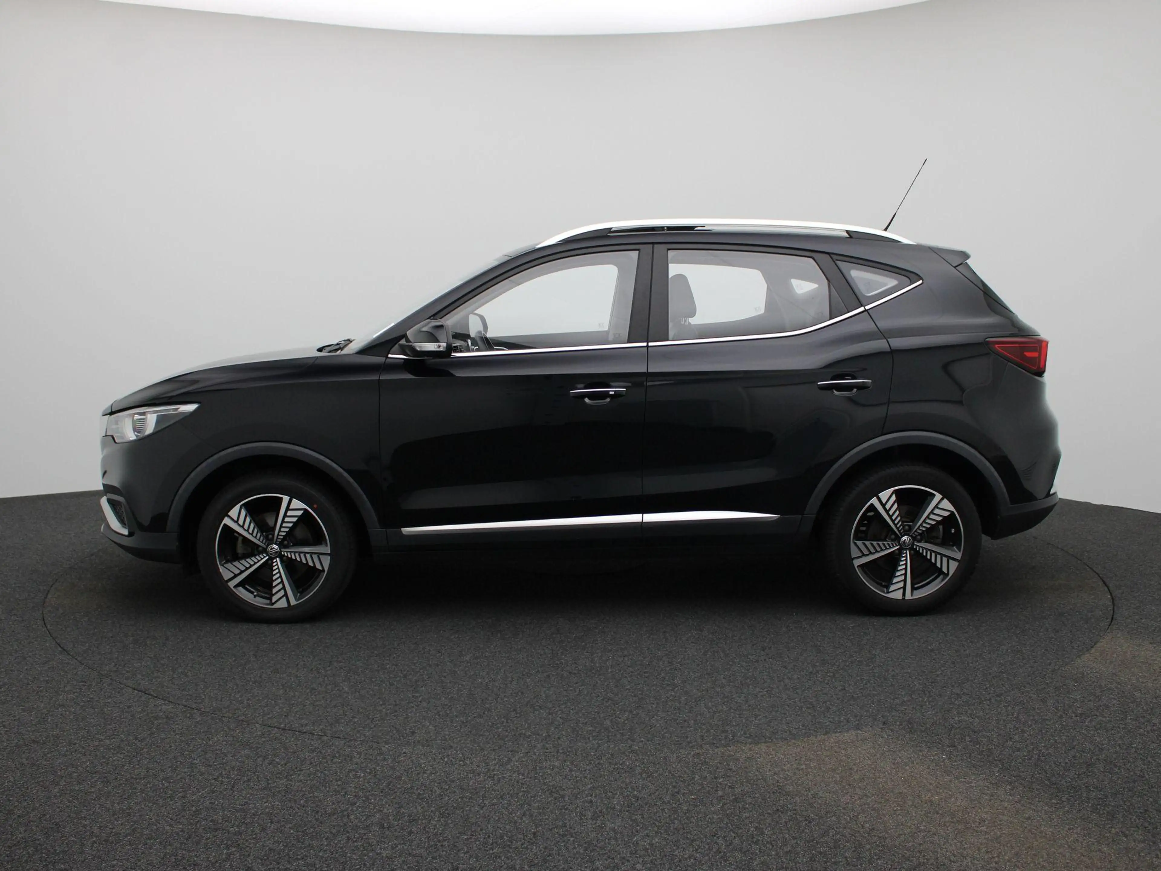MG ZS MG EV Luxury 45 kWh NAVI | CAMERA | LEDER | PANO — photo 4