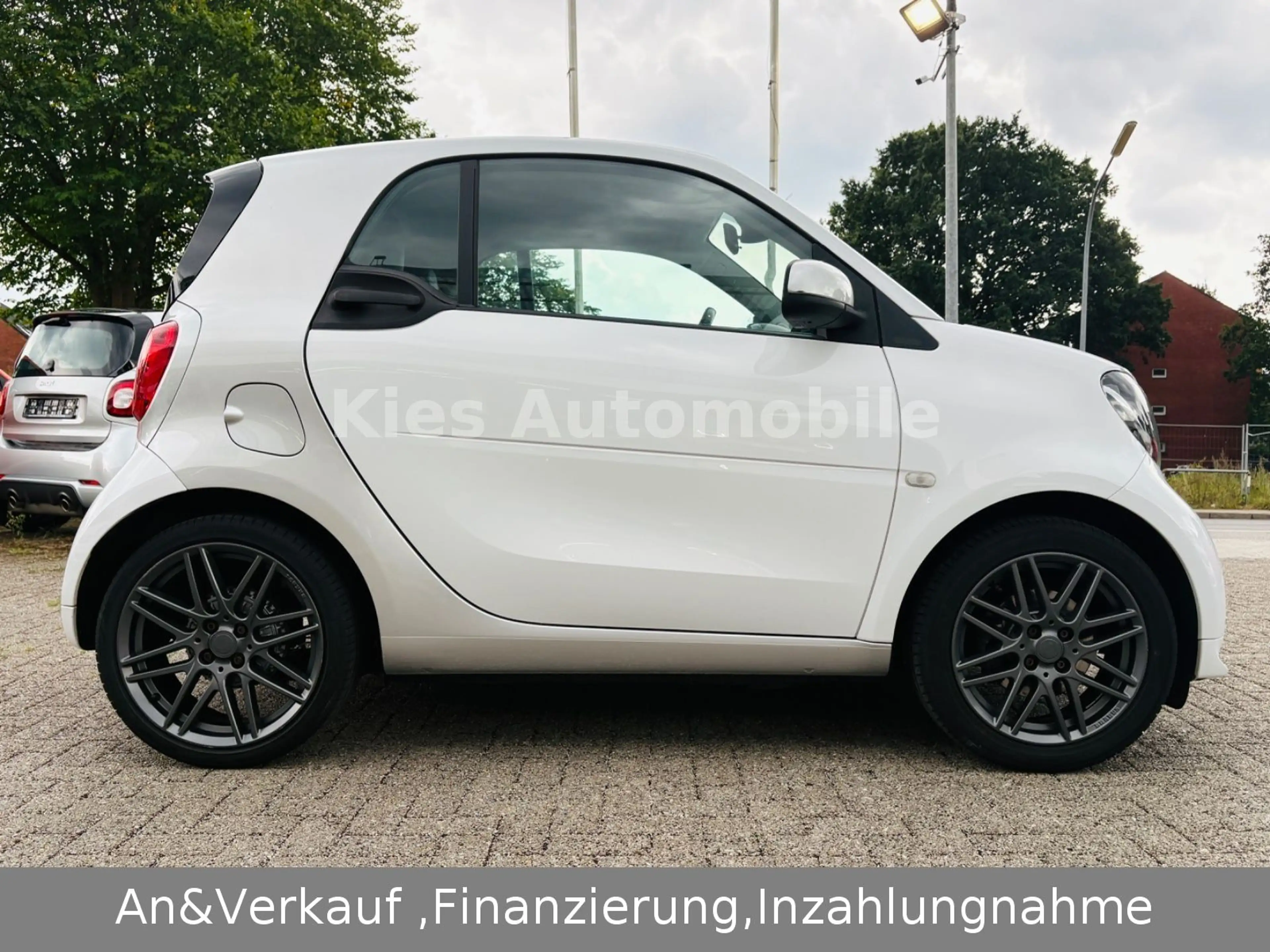 smart forTwo Brabus Packet Prime AUTOM/LEDER/NAVI/SITZ — photo 7