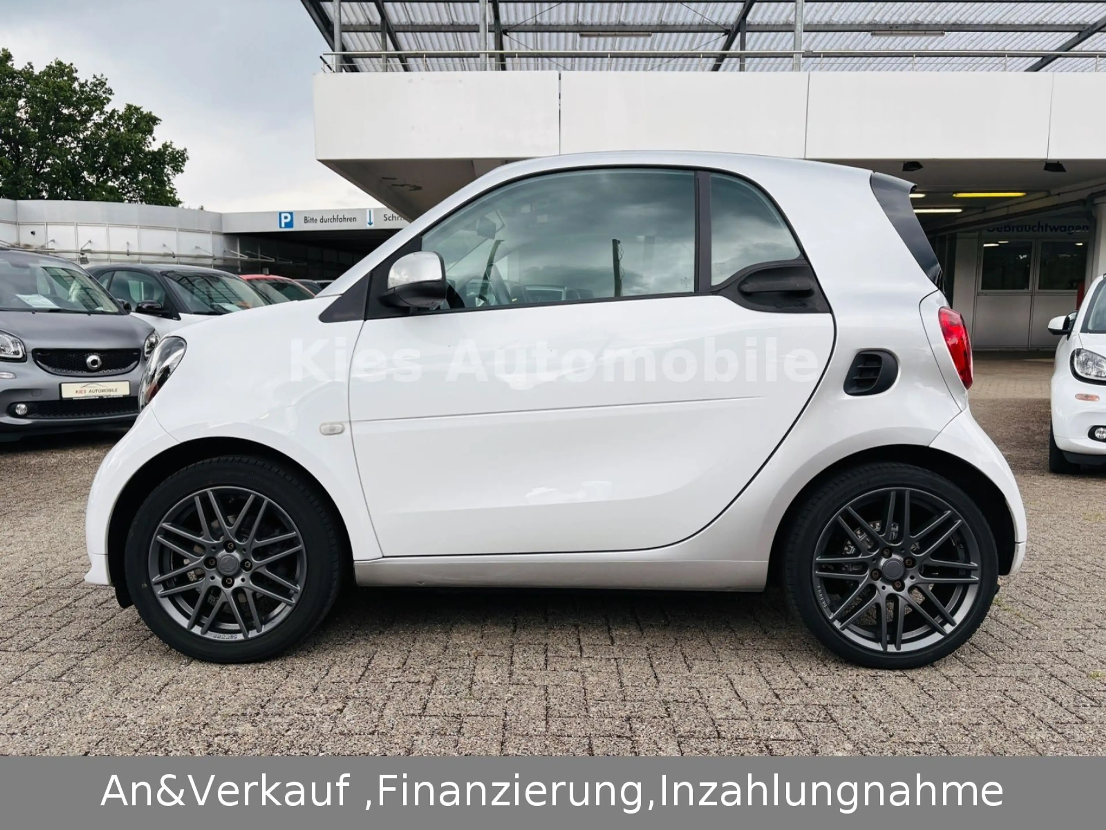 smart forTwo Brabus Packet Prime AUTOM/LEDER/NAVI/SITZ — photo 4