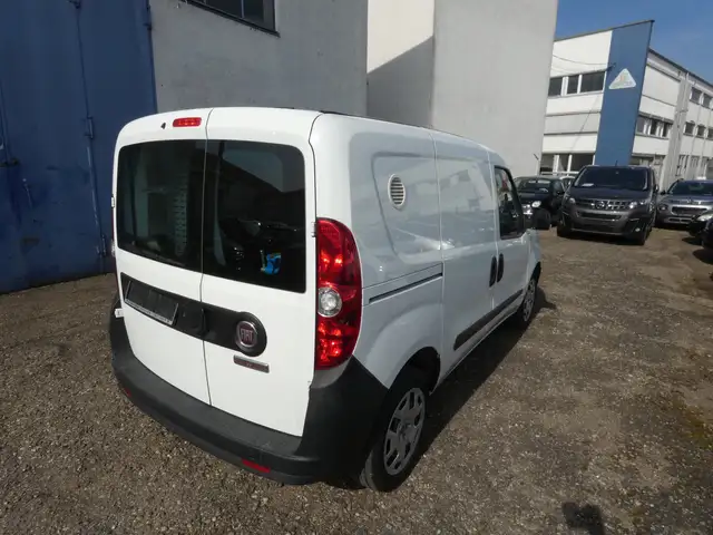 Fiat Doblo view 5