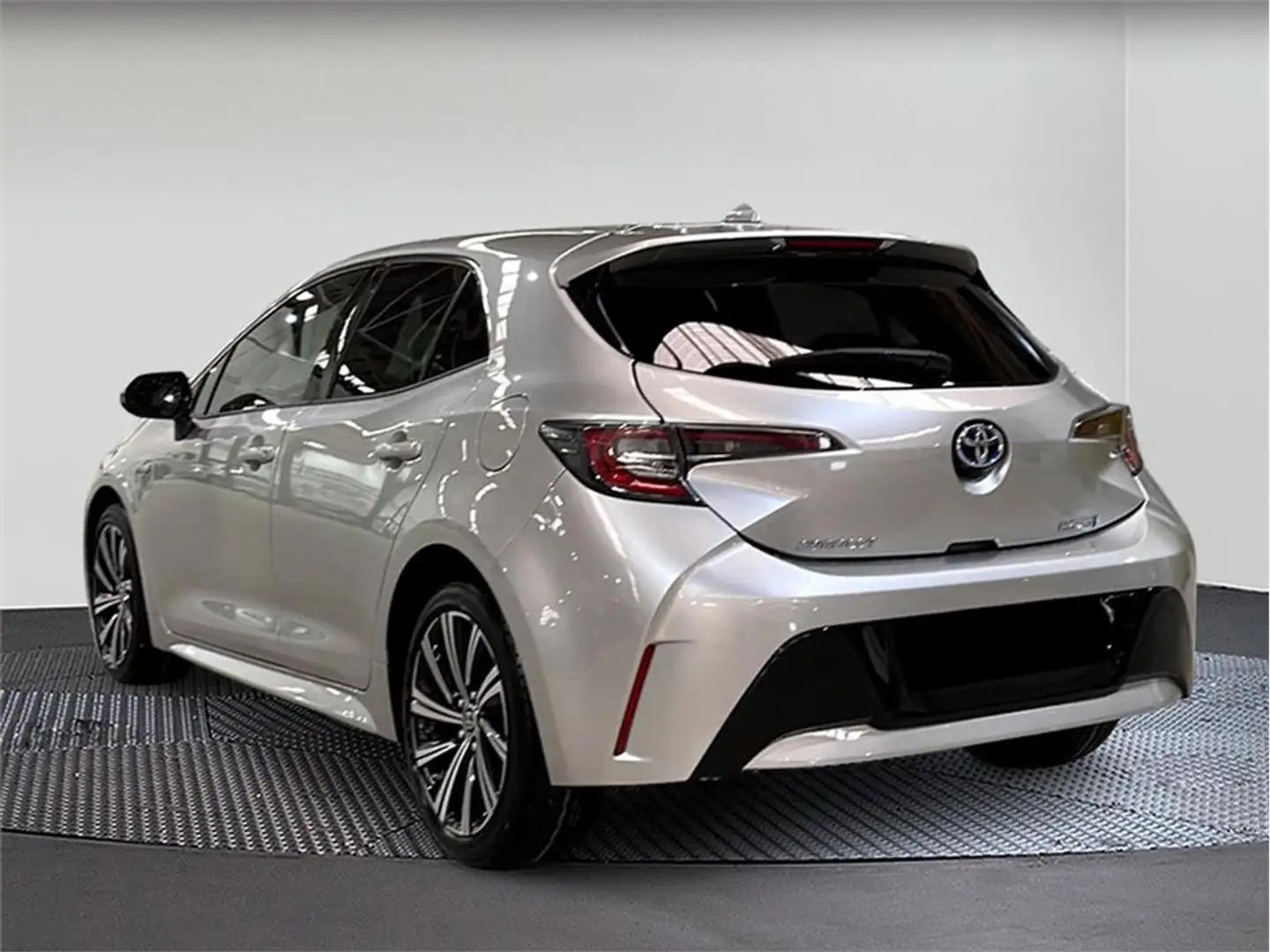 Toyota Corolla 1.8 125H STYLE E-CVT - 2