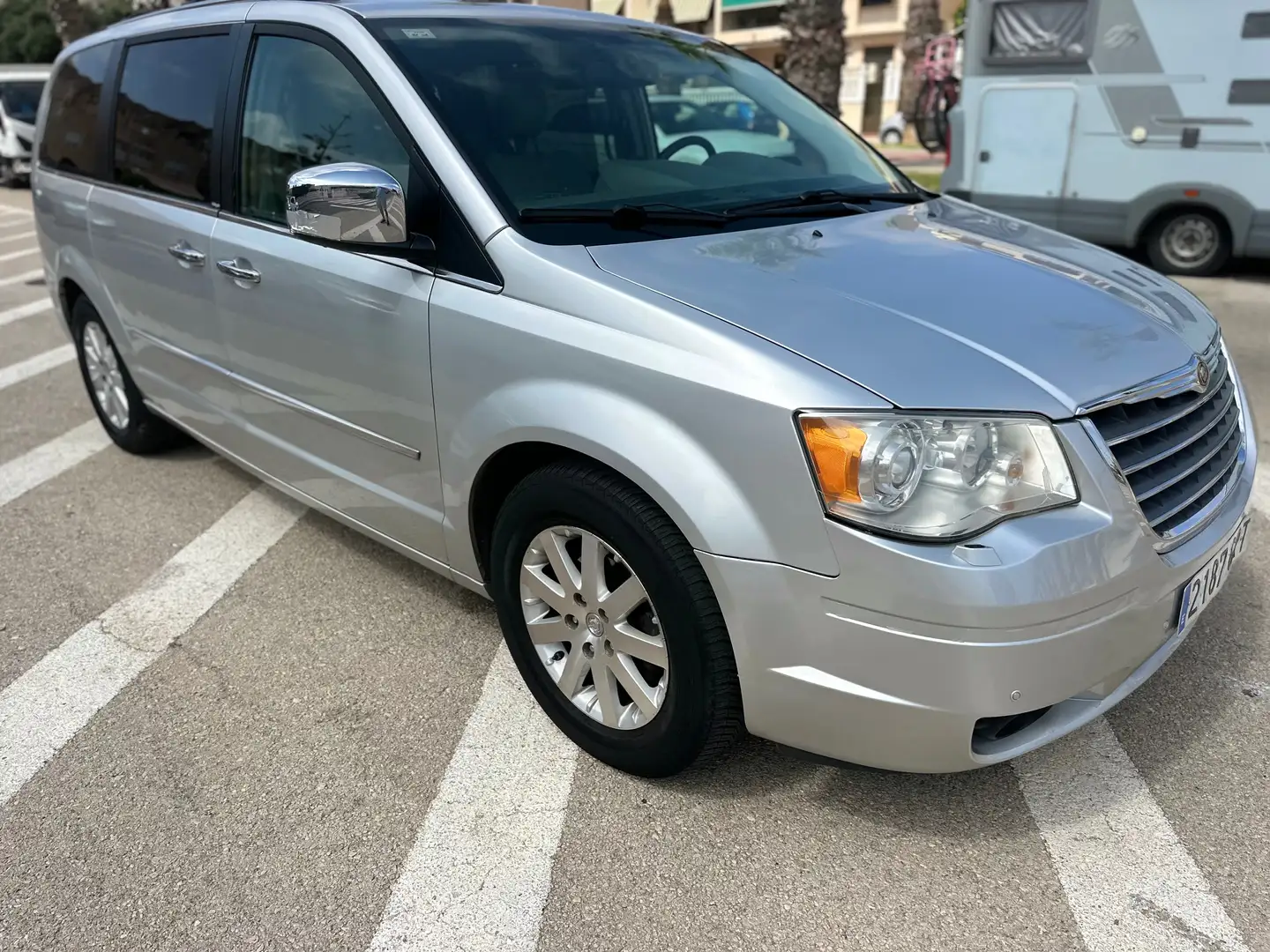 Chrysler Grand Voyager Grand Voyager 2.8CRD Limited Argent - 2