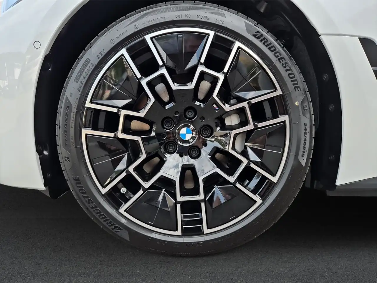 BMW i4 2026