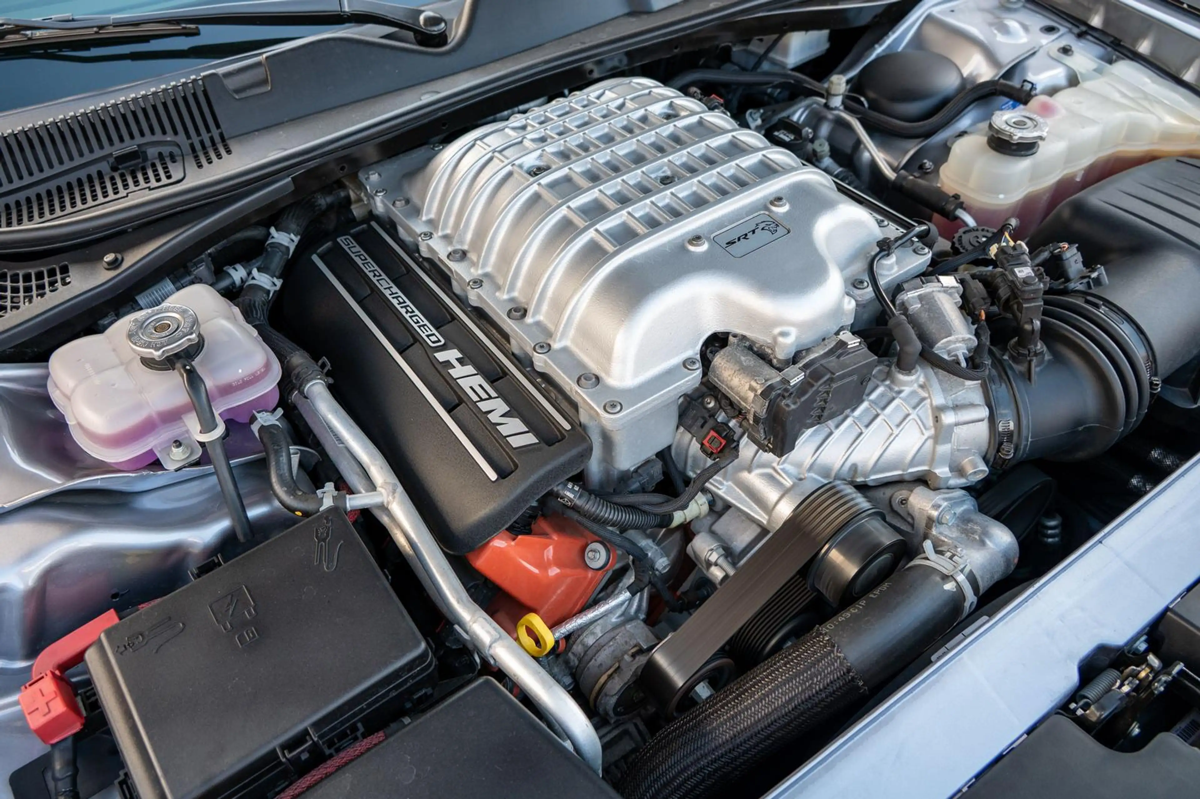 Dodge Challenger 6,2l Hellcat,Folie,Klappenauspuff — photo 12