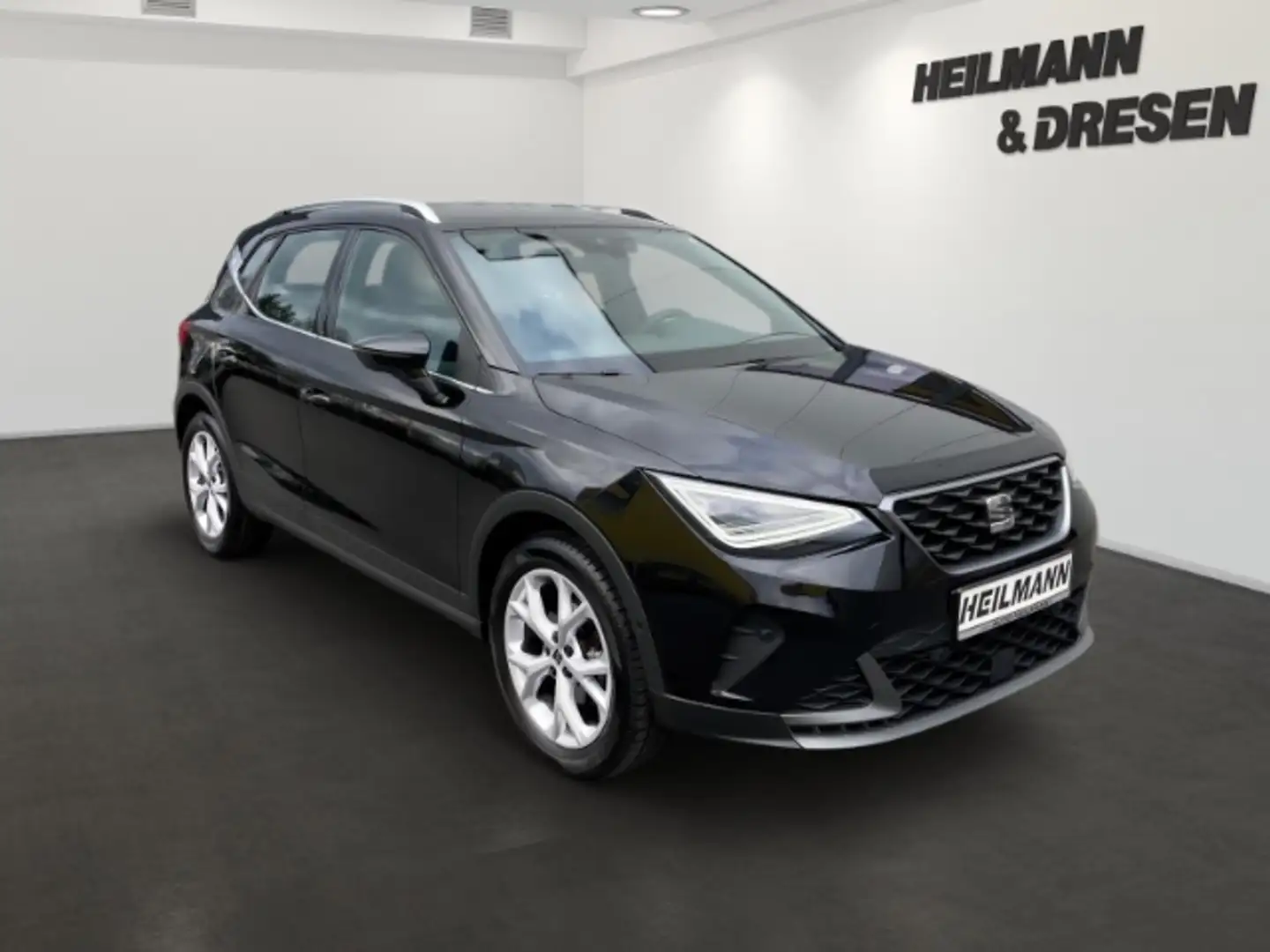 SEAT Arona FR 1.0 TSI Navi/Sitzheizung/Parklenkassistent/RFK/ Zwart - 2