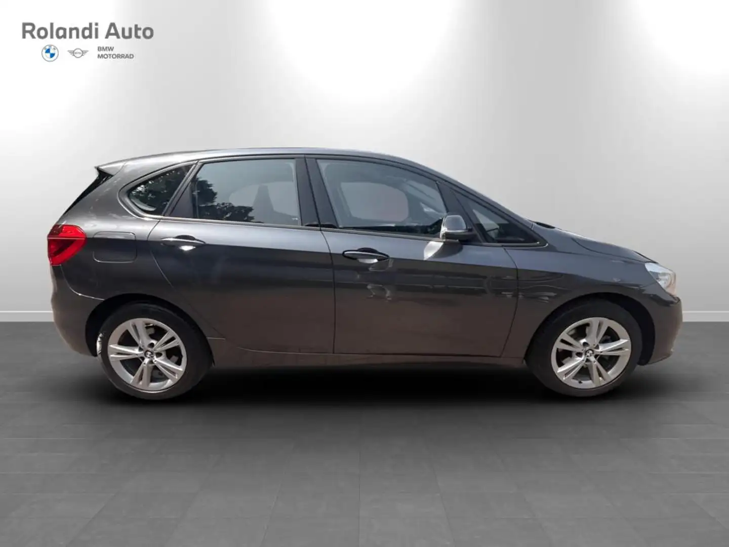 BMW 216 d Active Tourer Advantage auto Grey - 2