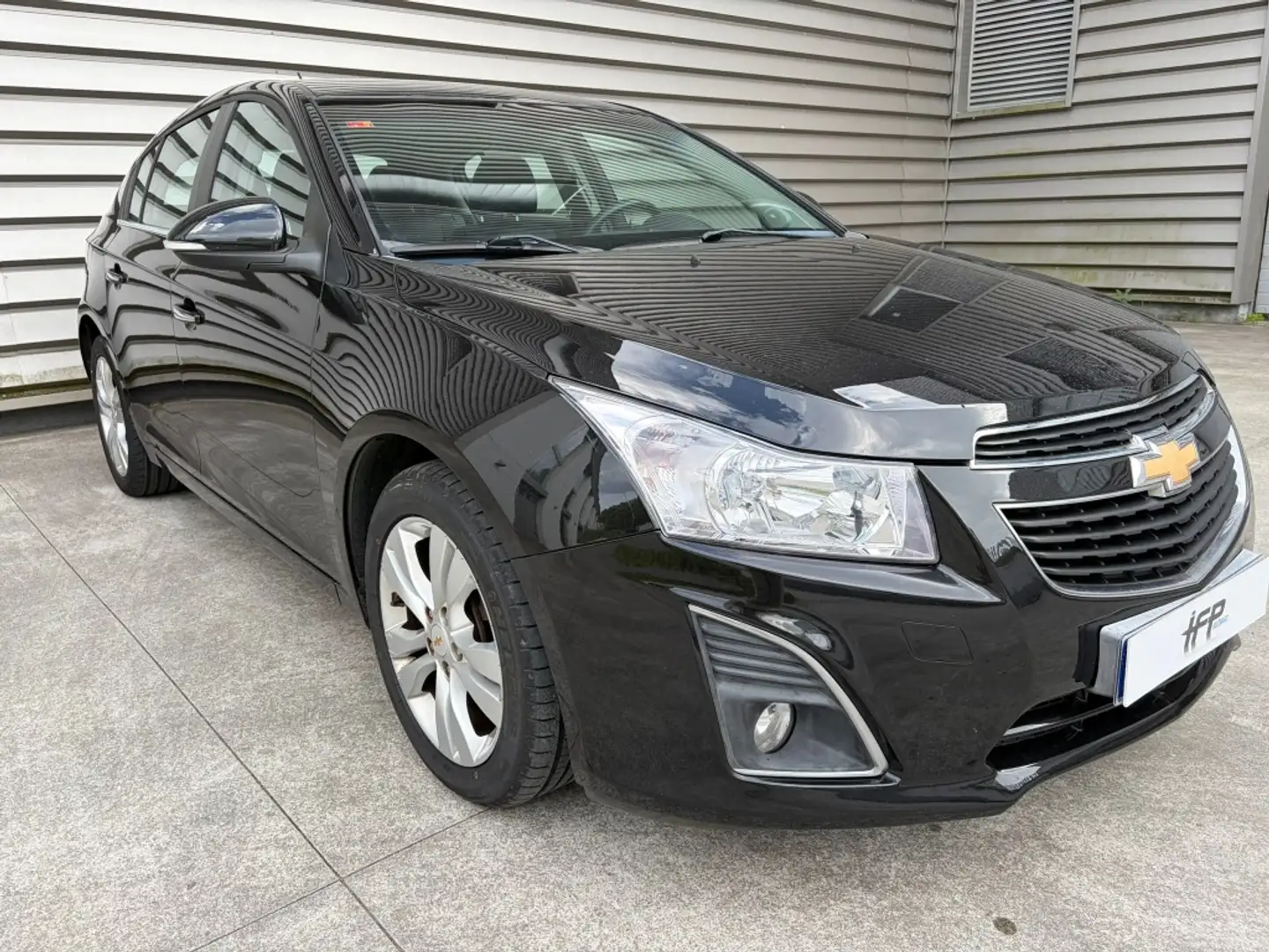 Chevrolet Cruze 2.0VCDi LTZ Aut. Negro - 1