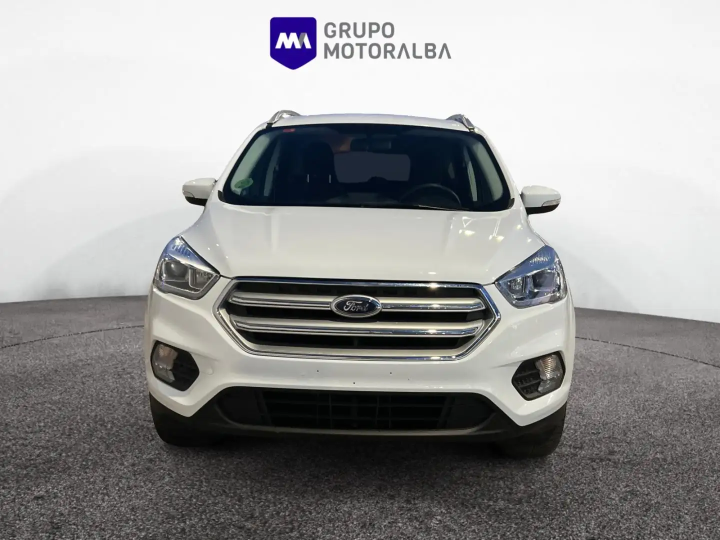 Ford Kuga 1.5 EcoB. Auto S&S Trend+ 4x2 120 Weiß - 2
