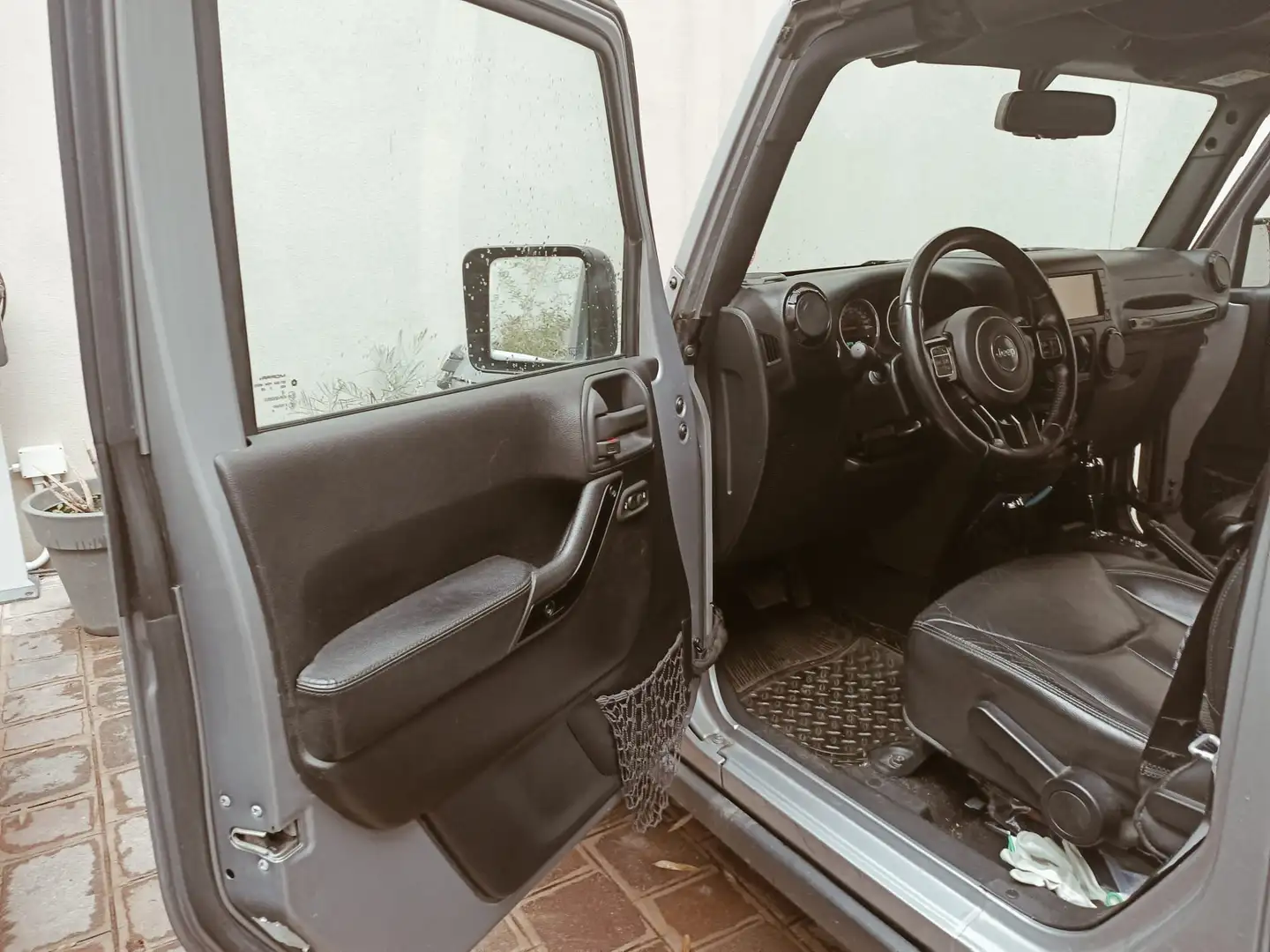 Jeep Wrangler Unlimited .2.8 crd Sahara Black edition Grigio - 2