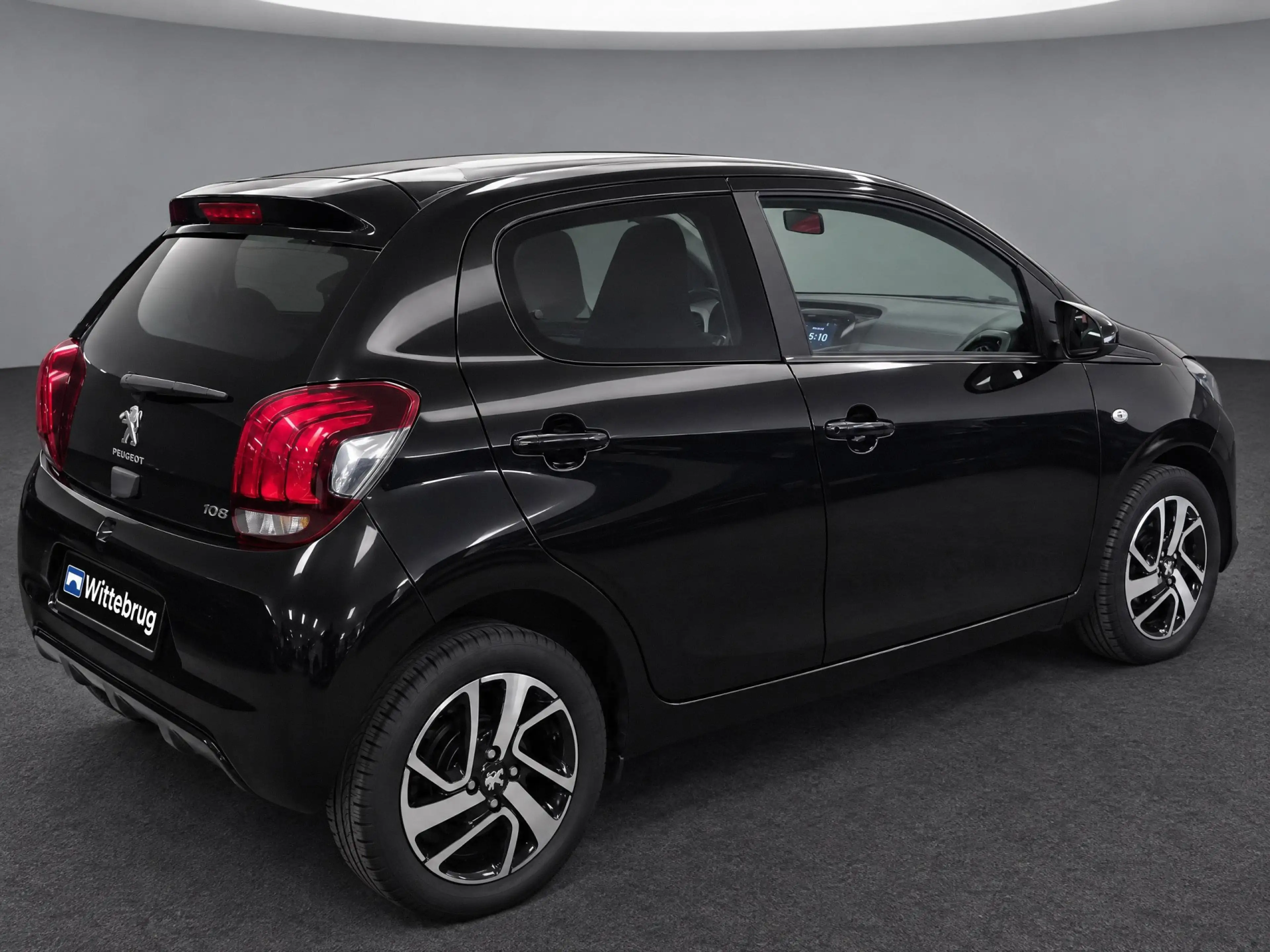 Peugeot 108 1.0 e-VTi Allure Camera | Apple Carplay | Keyless — photo 4