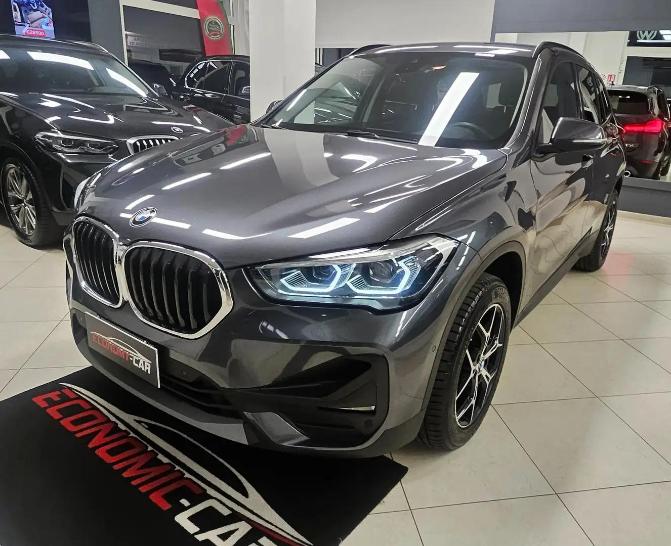 BMW X1 X1 sdrive18d X-Line Edition Balance auto Grigio - 2