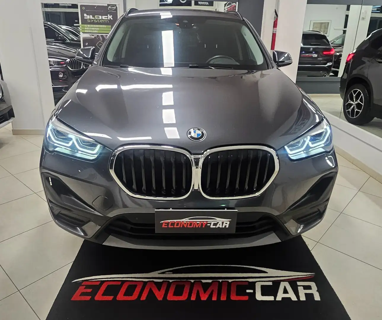 BMW X1 X1 sdrive18d X-Line Edition Balance auto Grigio - 1