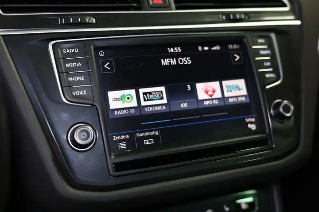 Volkswagen Tiguan view 18