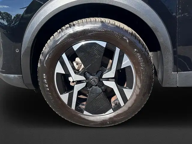 Peugeot 2008 view 10