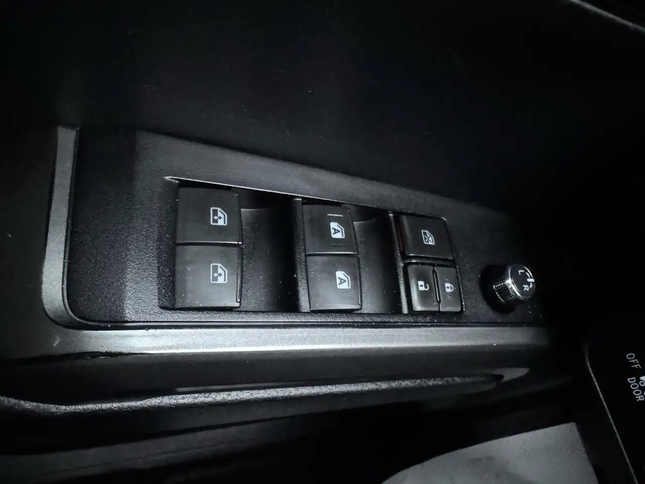 Toyota Tacoma снимка Toyota Tacoma