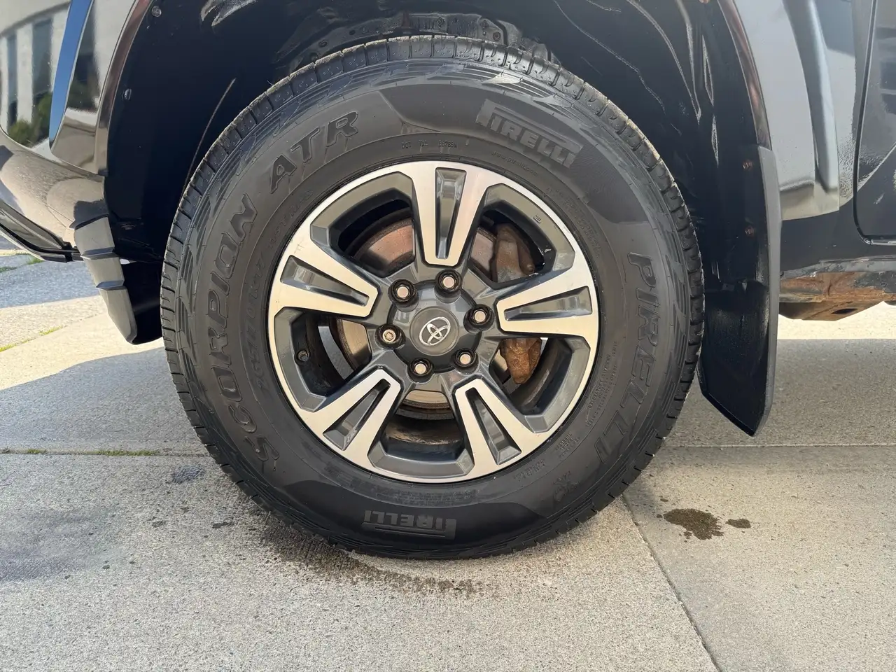 Toyota Tacoma снимка Toyota Tacoma