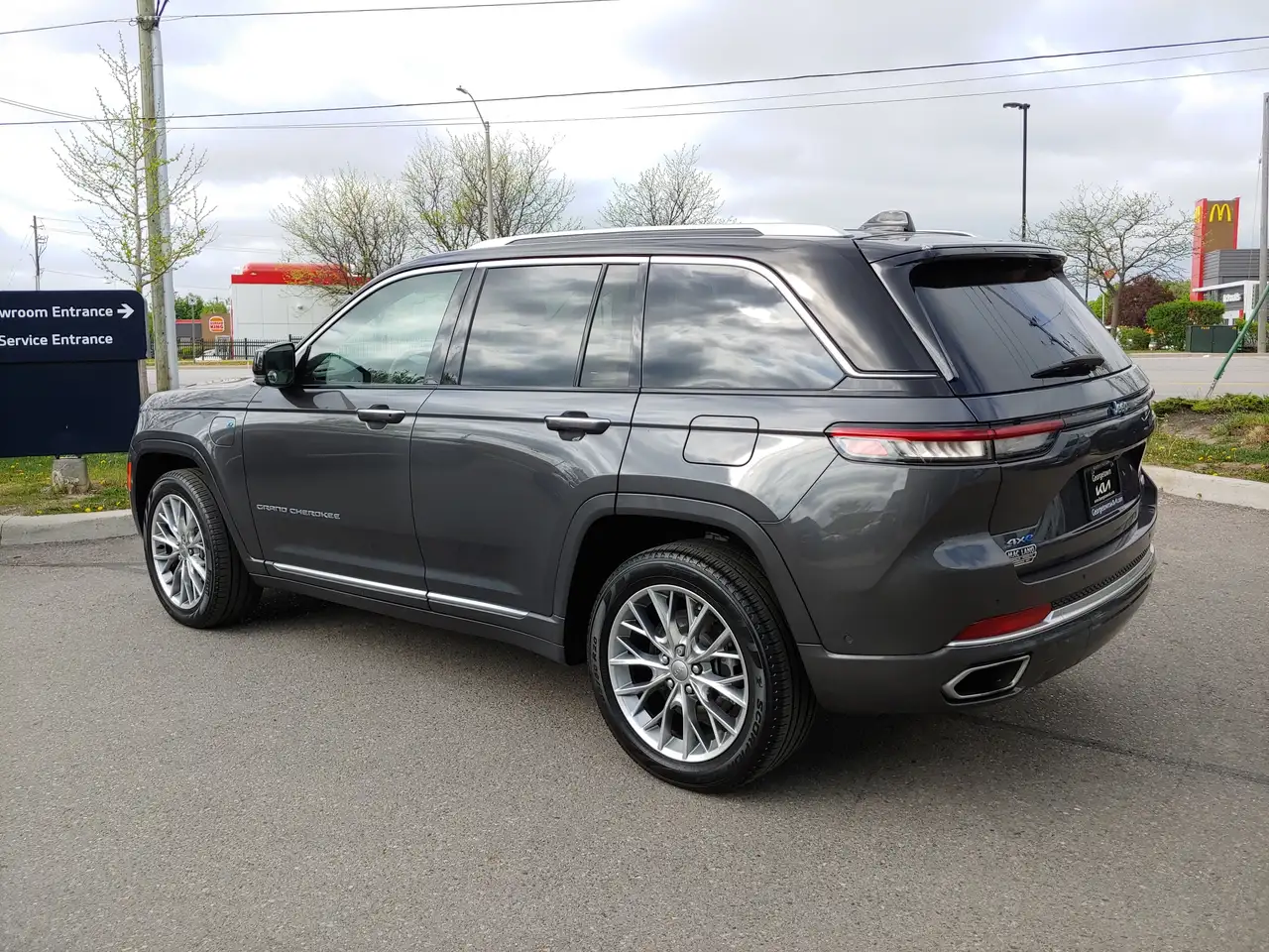 Jeep Grand Cherokee снимка Jeep Grand Cherokee