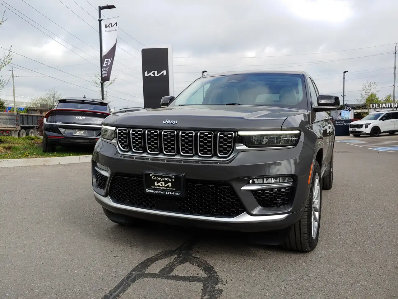 Jeep Grand Cherokee снимка Jeep Grand Cherokee