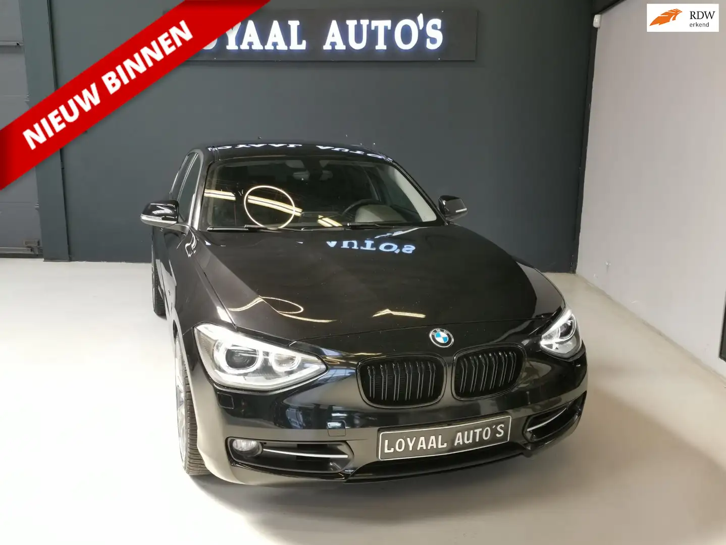 BMW 118 1-serie 118i Business+ Limited Edition | NAVI | XE Fekete - 1
