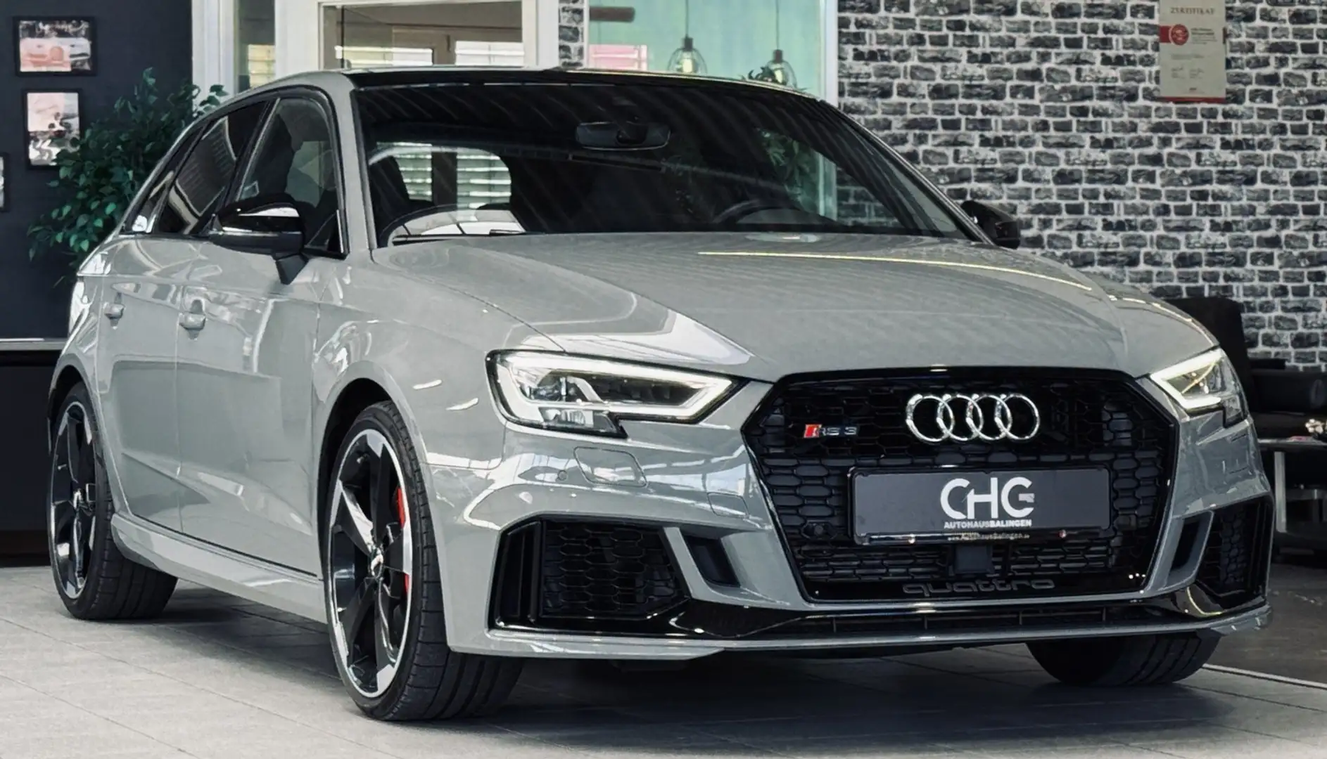 Audi RS3 RS 3 Sportback quattro |B&O|PANO|MATRIX|MAGNETIC Grau - 1