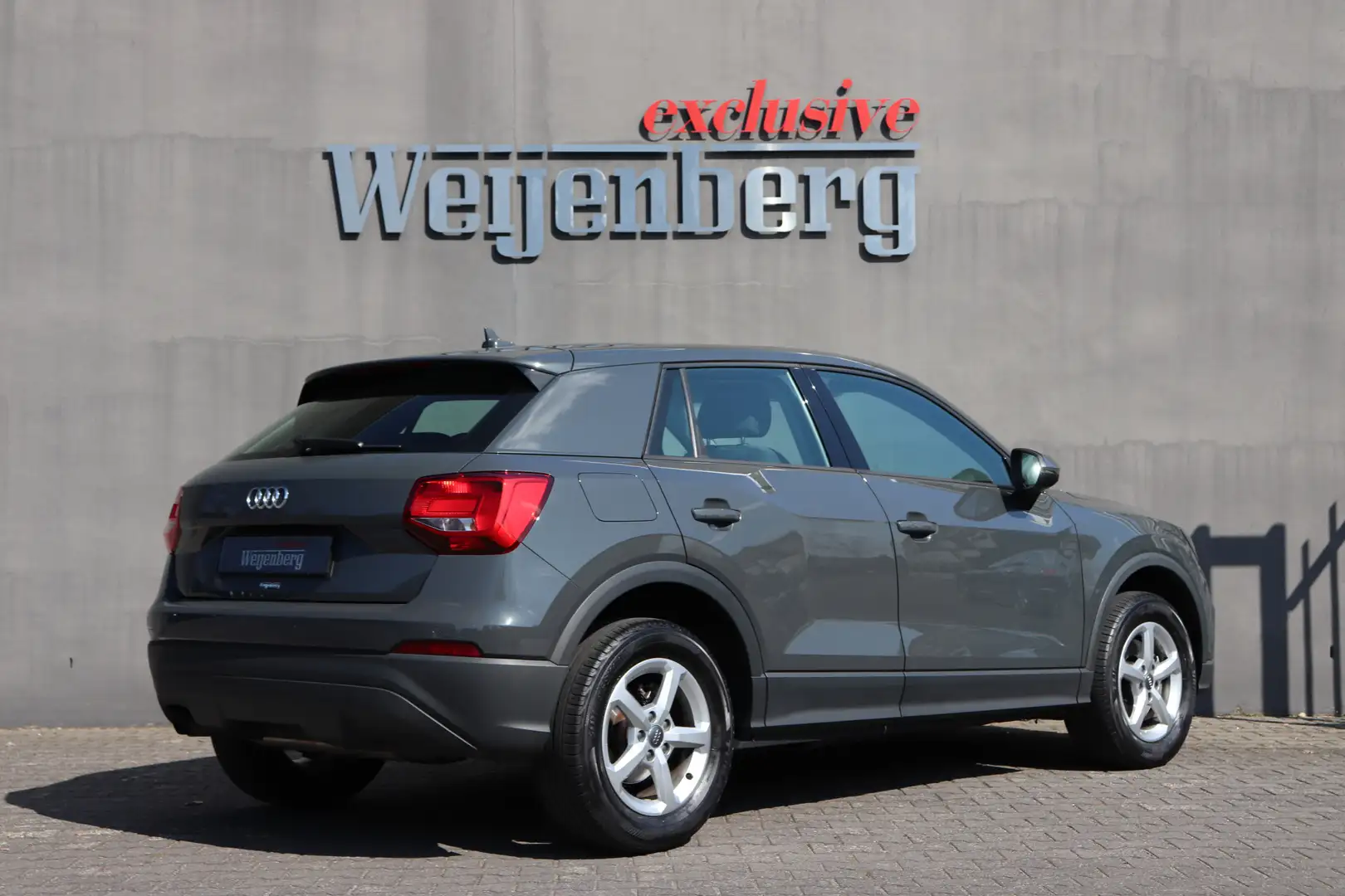 Audi Q2 1.4 TFSI S-tronic Cruise Navi PDC Gris - 2
