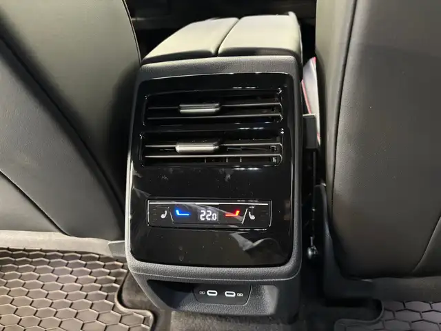 Volkswagen ID.7 Tourer GTX 4MOTION 250 kW Business Ansicht 12