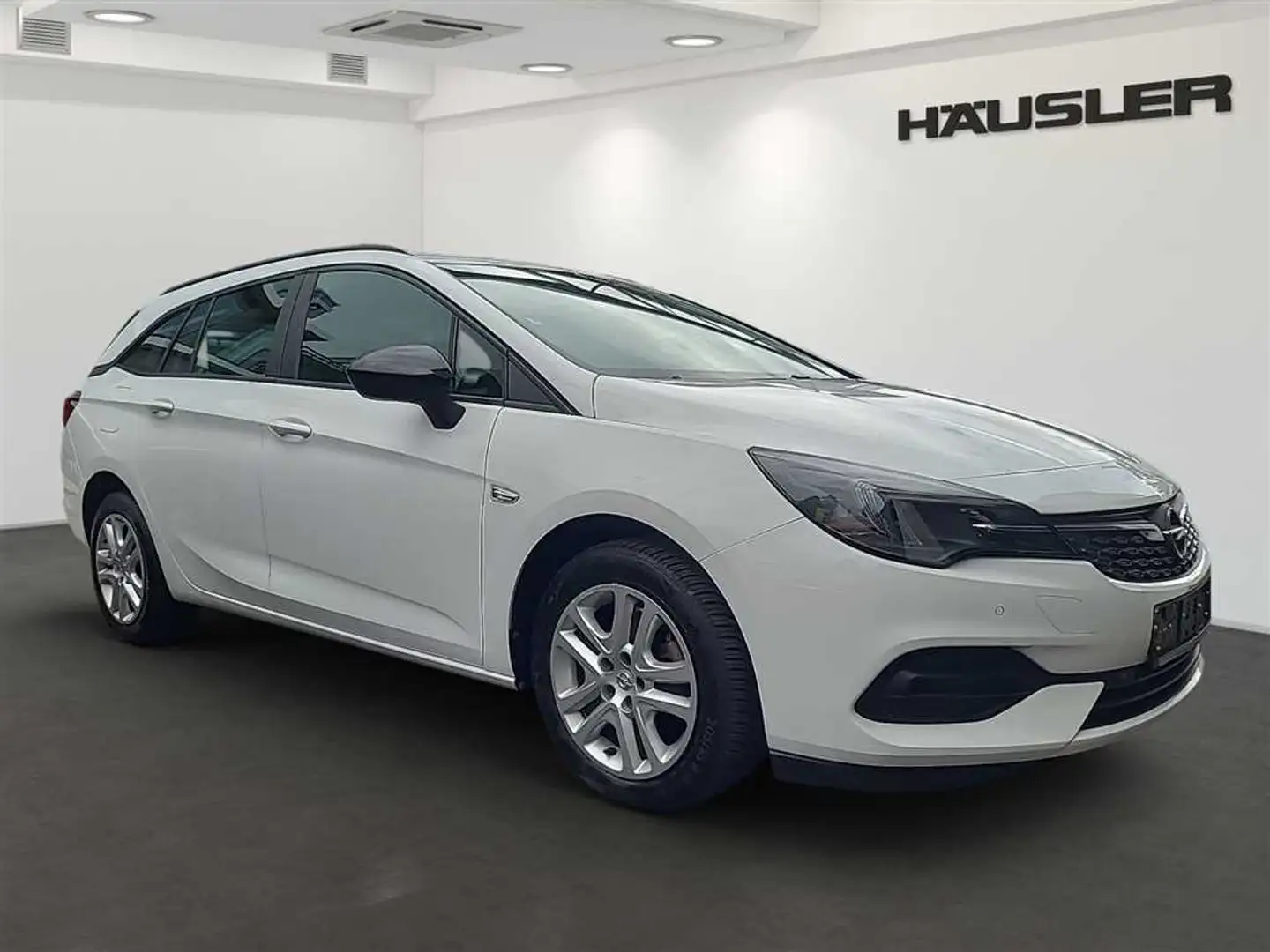 Opel Astra ST*Edition*Klimaaut.*Parkhilfe*SHZ*LHZ* White - 2