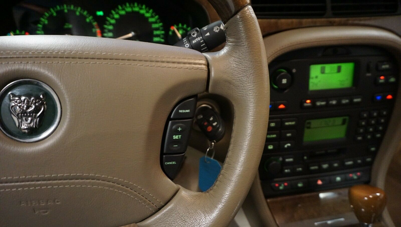 Jaguar S-Type 4.2 V8 Executive Seafrost/Beige PDC Sitzh — photo 12