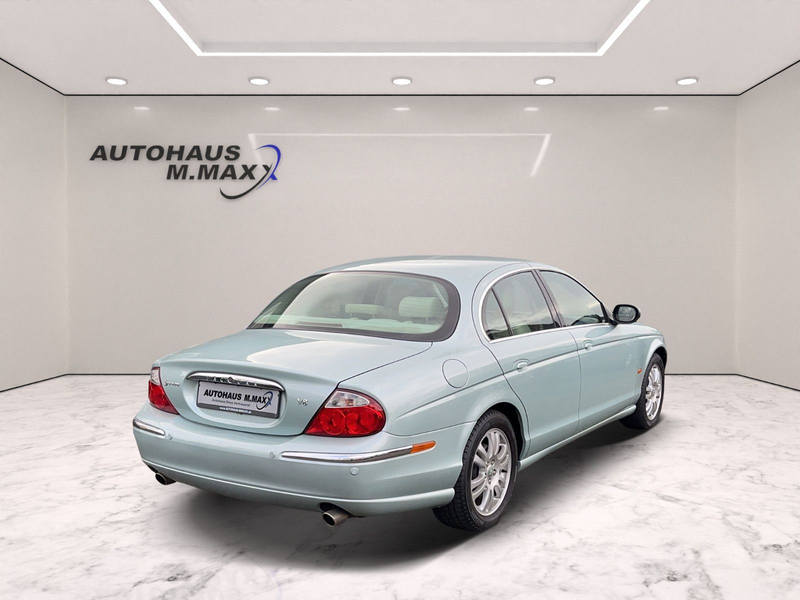 Jaguar S-Type 4.2 V8 Executive Seafrost/Beige PDC Sitzh — photo 2