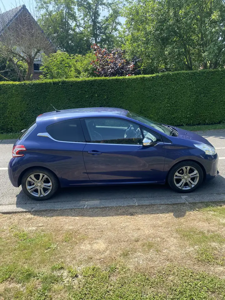 Peugeot 208 208 — photo 5