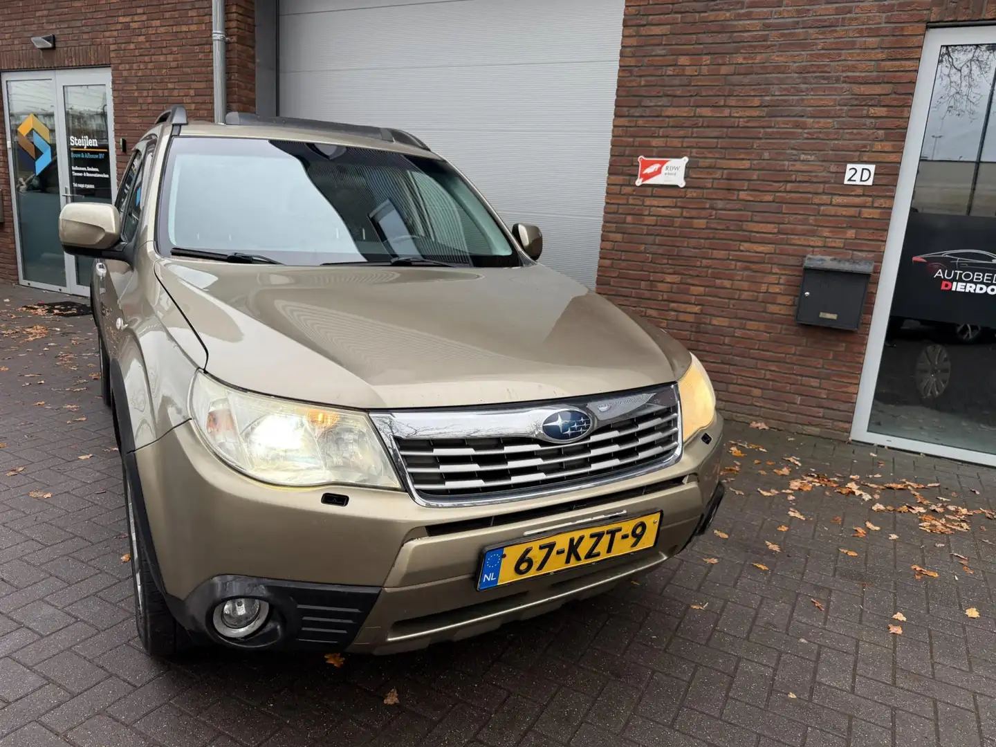 Subaru Forester 2.0 Premium|AUTOMAAT|AIRCO|NIEUWE APK Grijs - 2