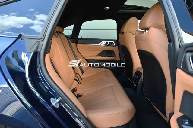 BMW 4 Series view 14