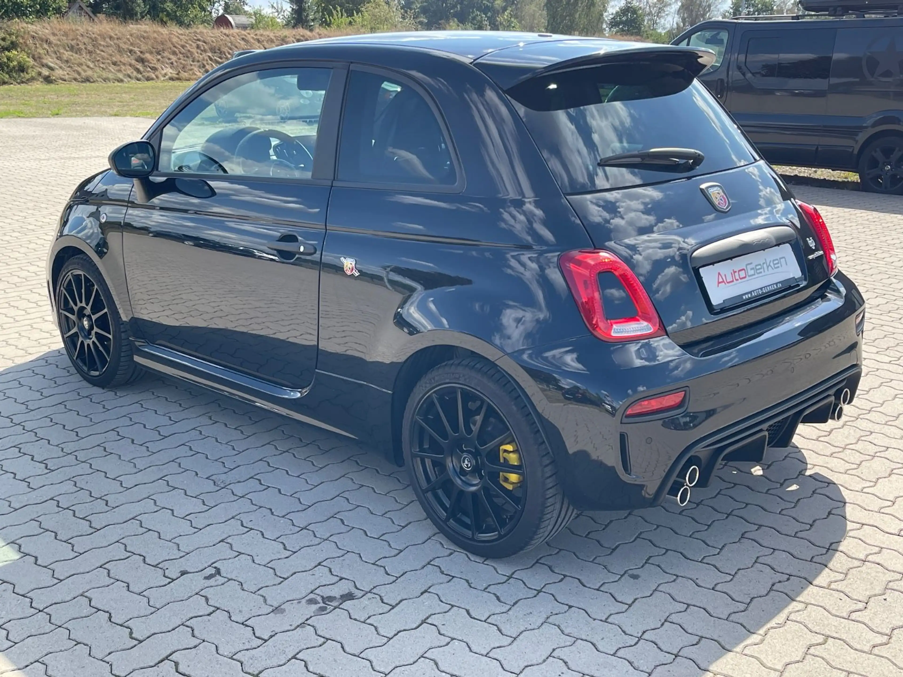 Abarth 695 1.4 Turbo Competizione BEATS Standheizung — photo 8