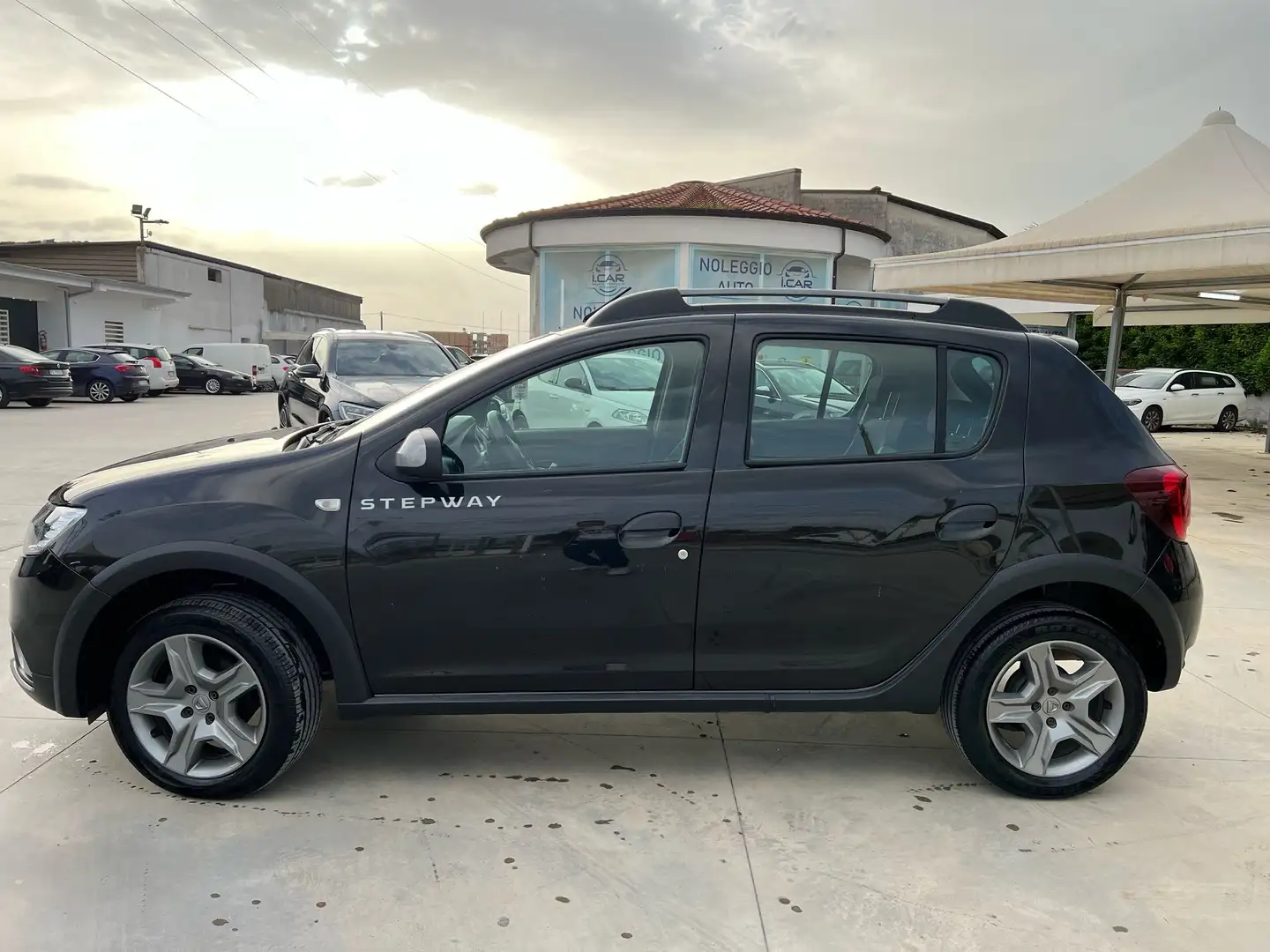 Dacia Sandero Stepway 0.9 tce turbo Comfort Gpl s&s 90cv Nero - 1
