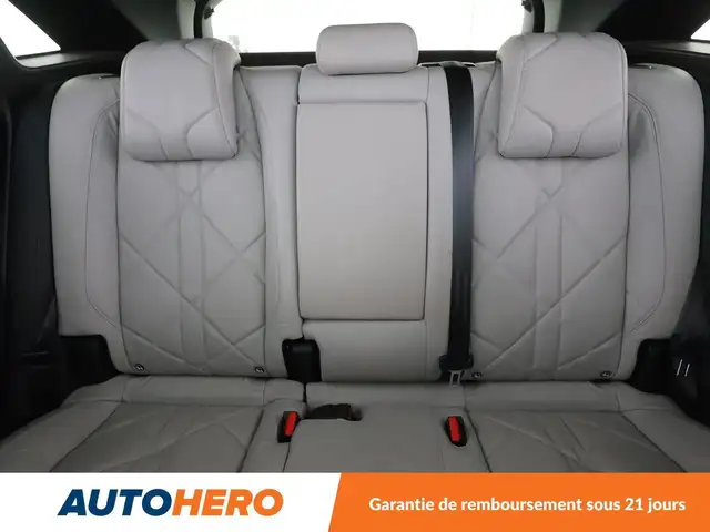 DS Automobiles DS 7 Crossback view 15