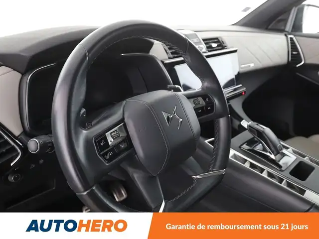 DS Automobiles DS 7 Crossback view 11