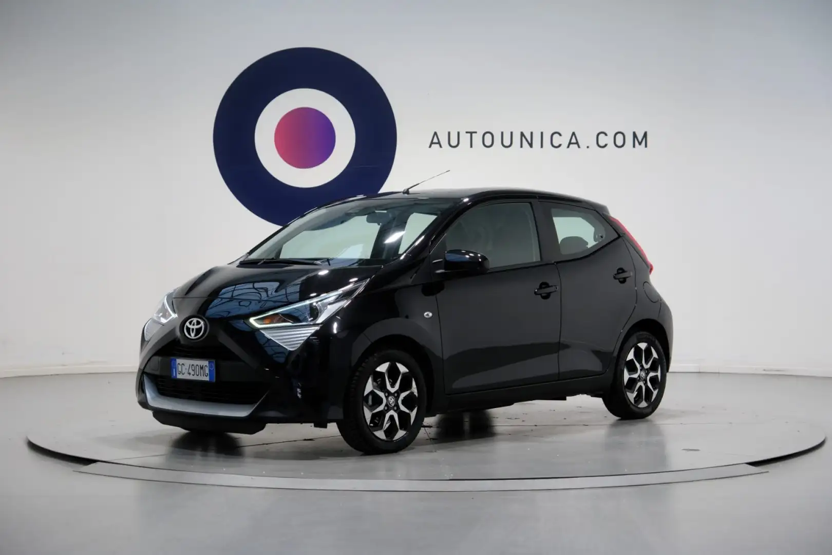 Toyota Aygo CONNECT 1.0 VVT-i 72 CV 5 PORTE X-WAVE NEOPATENTAT Noir - 1