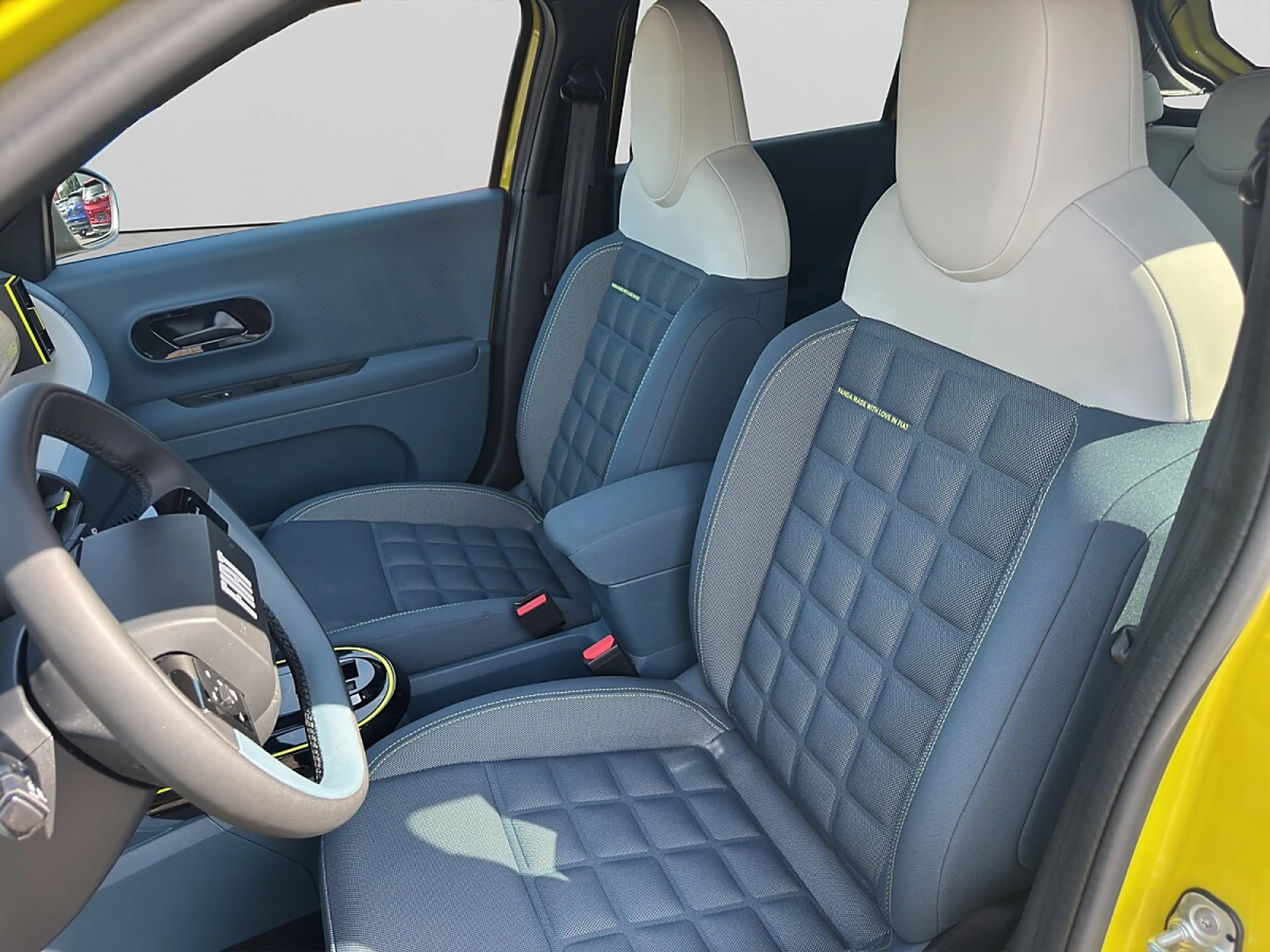 Fiat Grande Panda Elektro 44kWh La Prima — photo 9