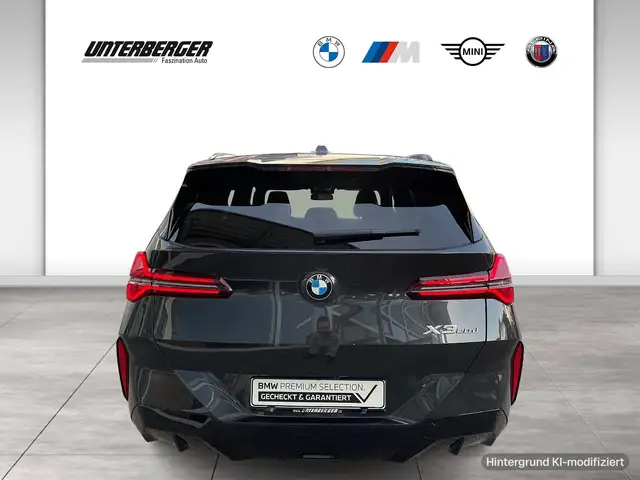 BMW X3 view 5