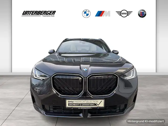 BMW X3 view 2