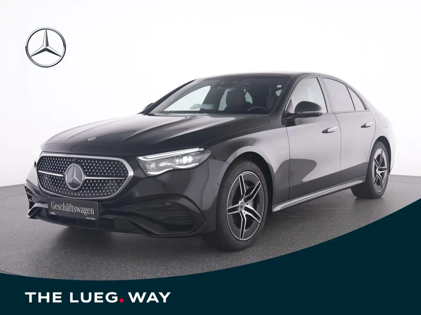 Mercedes-Benz E 300 e AMG+SUPERSCREEN+PANO+AHK+FAHRASS+KEYLESS Negru - 1