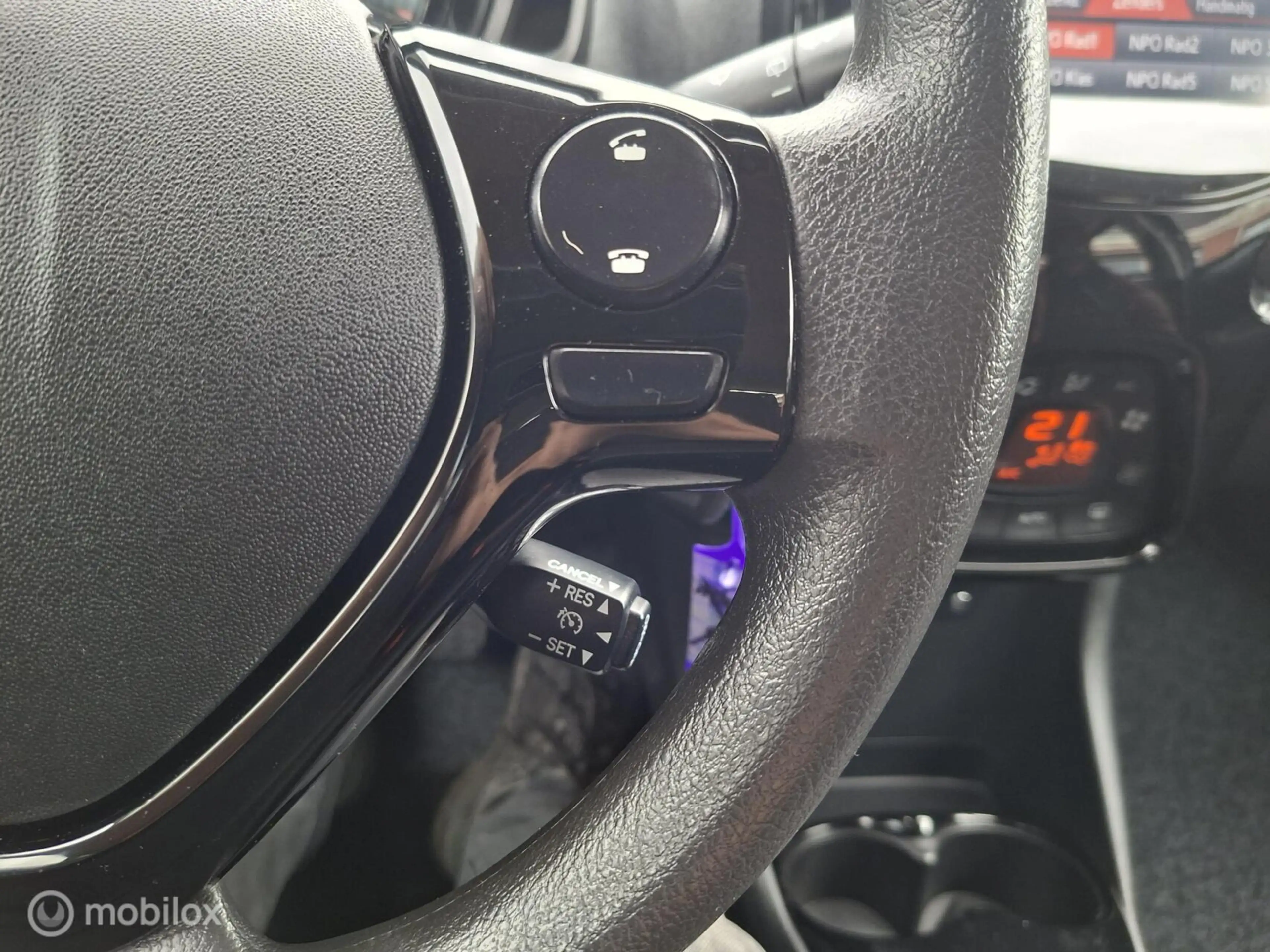 Citroen C1 1.0 VTi Shine — photo 19
