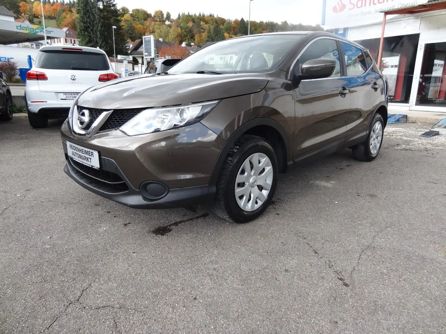 Nissan Qashqai Visia/1.Hand/AHK/58.000km/ Gold - 1