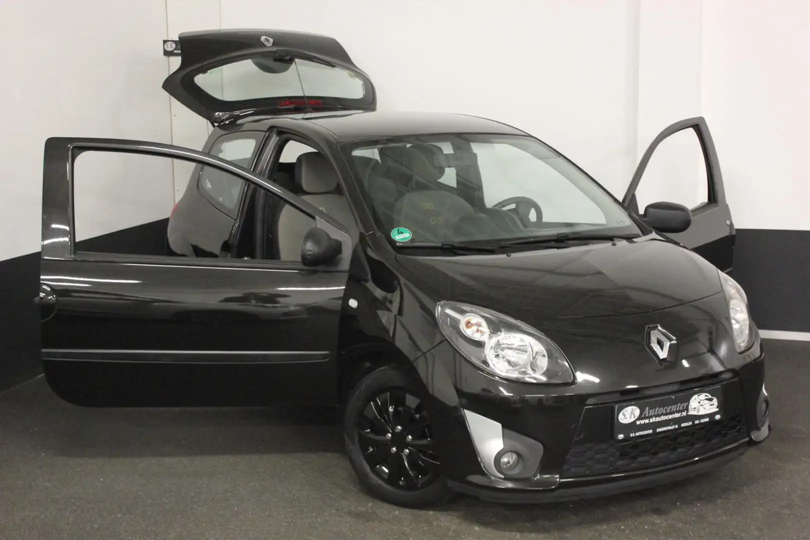 Renault Twingo 1.2 *BLACK EDITION*2E EIGENAAR*MOOIE STAAT* Zwart - 2