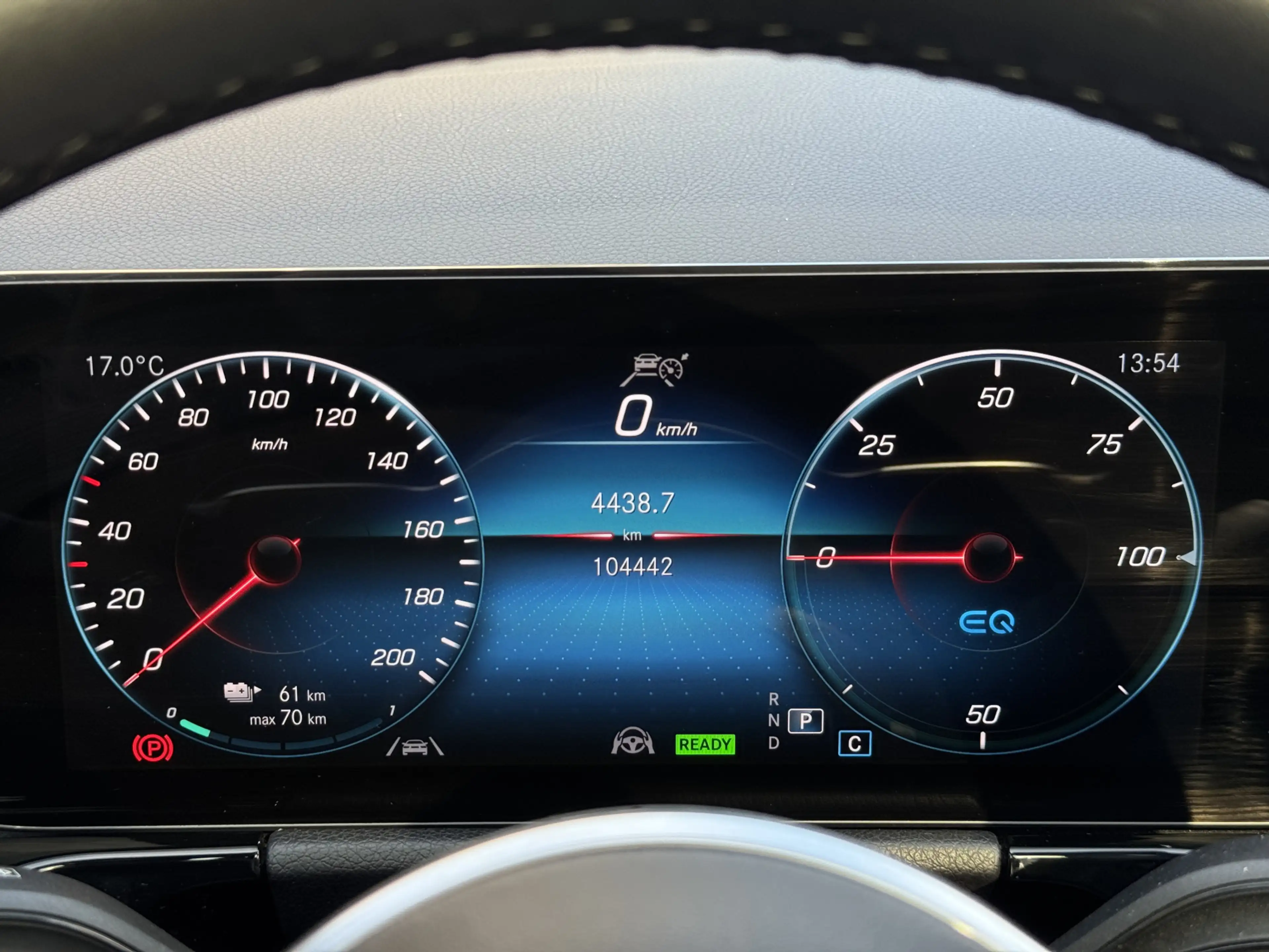 Mercedes-Benz EQA 250 Luxury Line 67 kWh Burmester | 360 camera | Leder — photo 9