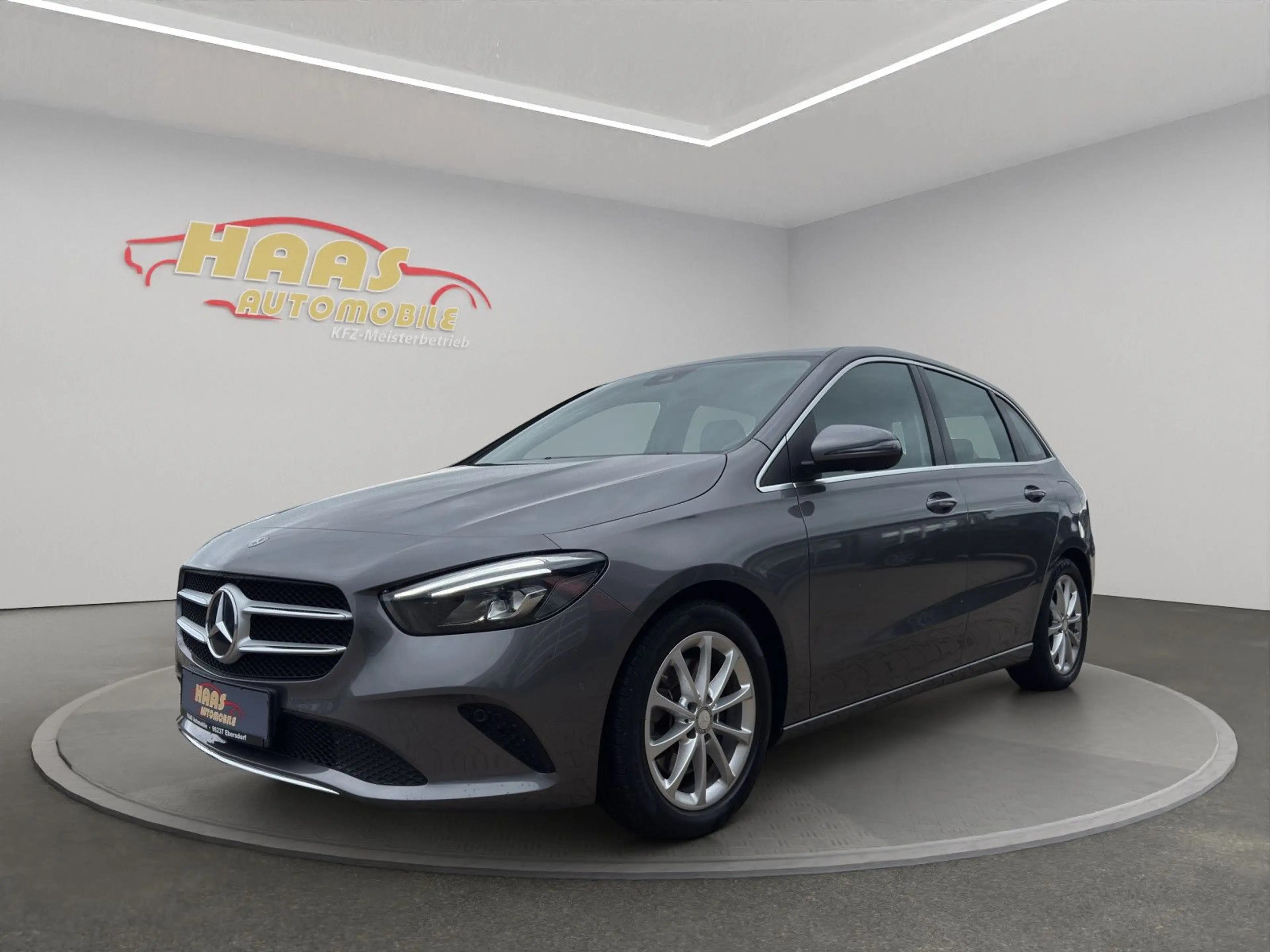 Mercedes-Benz B 220 4Matic*LED*Navi*Dig Tacho*Tempomat*Kamera*