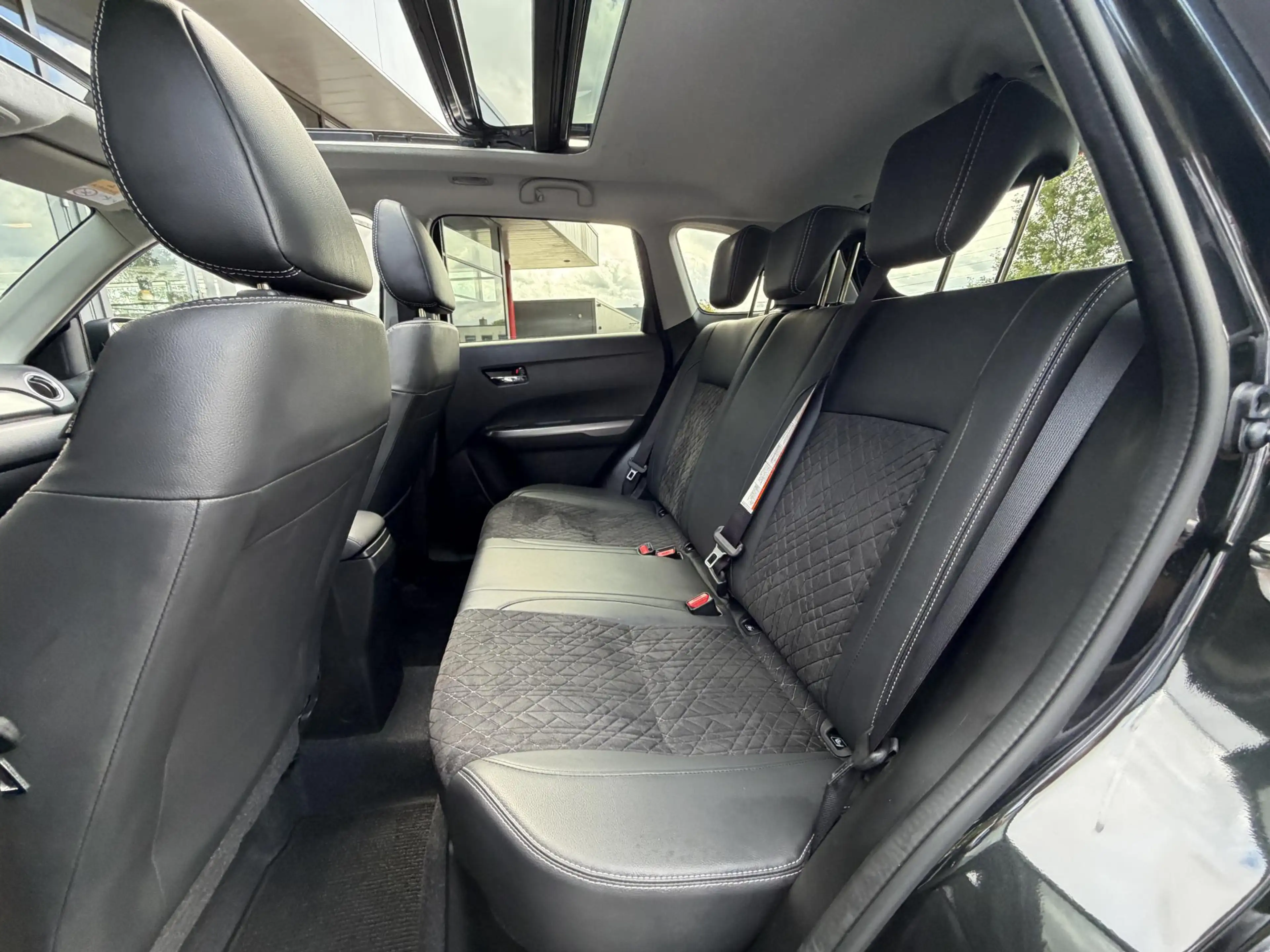 Suzuki Vitara 1.5 Hybrid Style Automaat 115PK | Panoramadak | Ha — photo 8