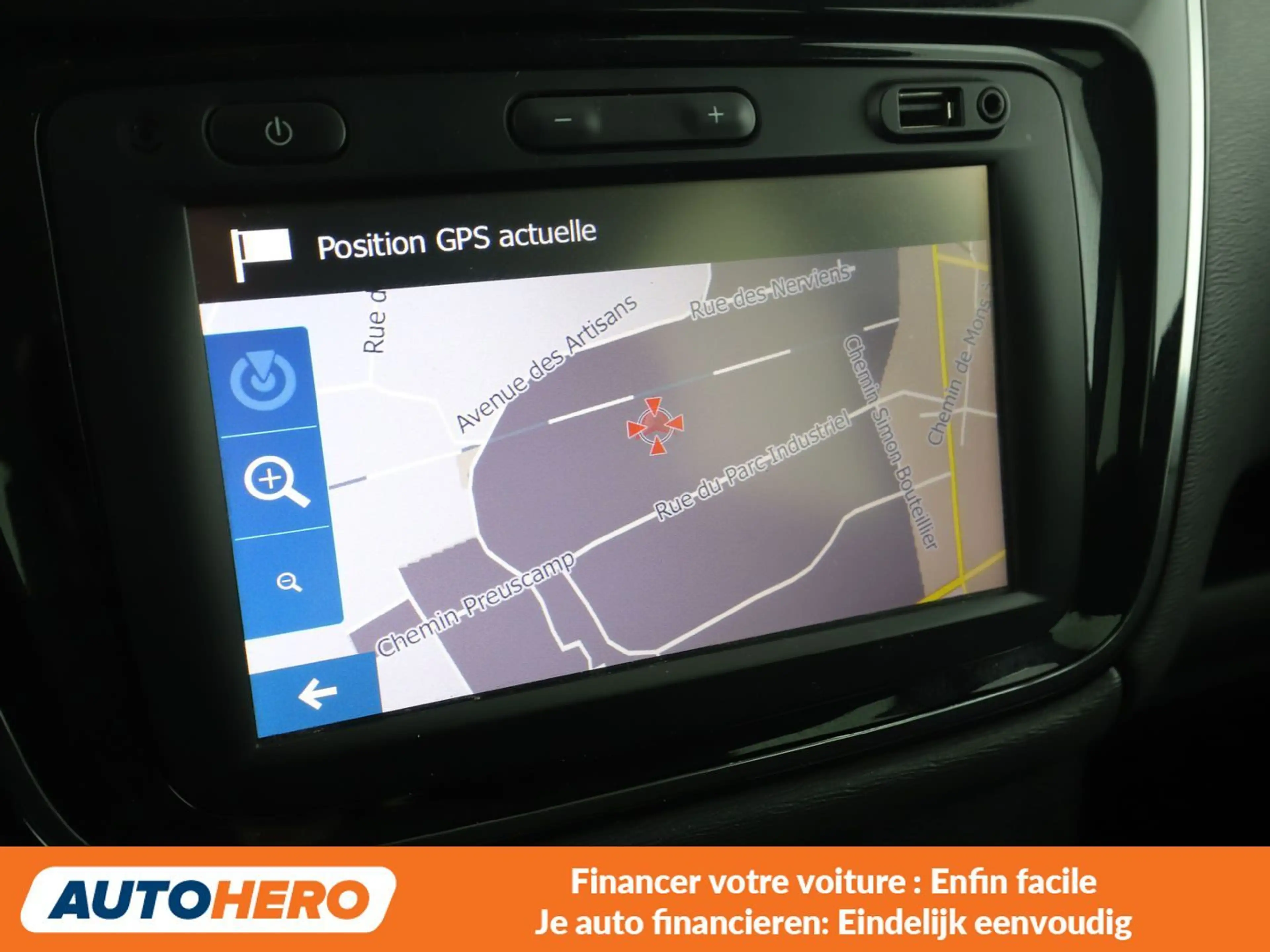 Dacia Lodgy 1.6 SCe Comfort — photo 8